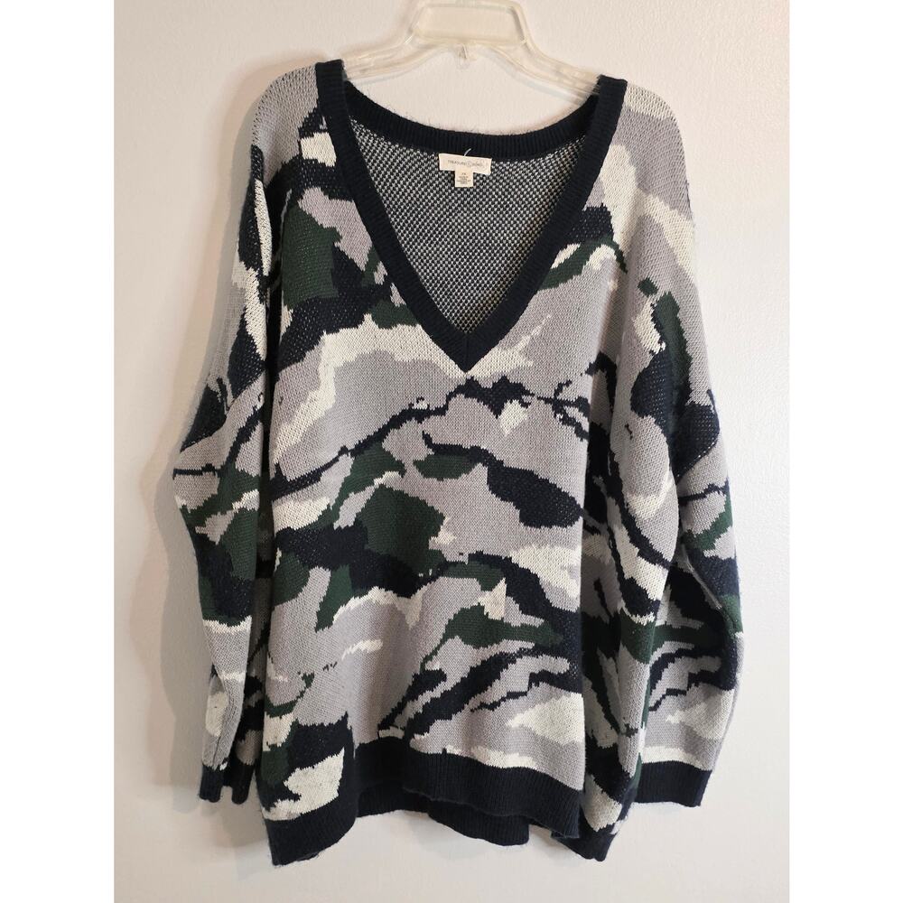 Treasure and Bond V-Neck Sweater Gray Blue Green Camo Jacquard Women's Size 3X